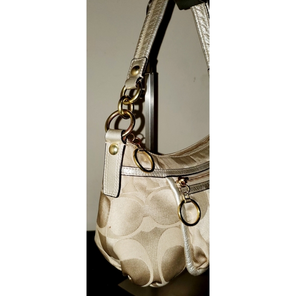 Coach Poppy Signature C Khaki/Gold Baguette - Picture 7 of 8